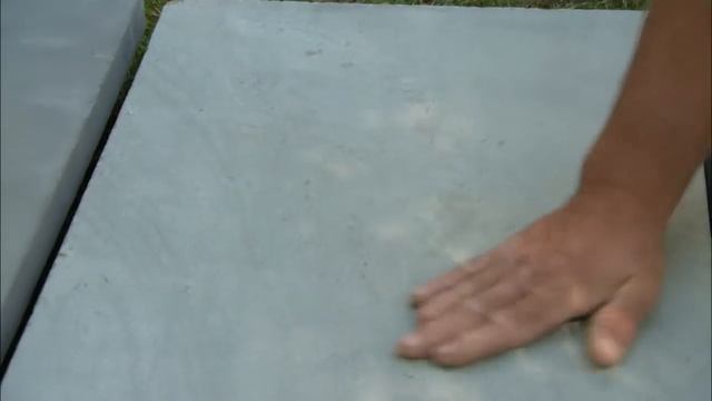 How to Install a Bluestone Landing on a Front Entry | This Old House смотреть онлайн