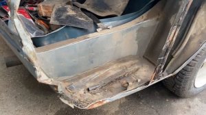 ЗАМЕНА ЗАДНИХ КРЫЛЬЕВ НА 2107 НА СТЕКЛОПЛАСТИК!