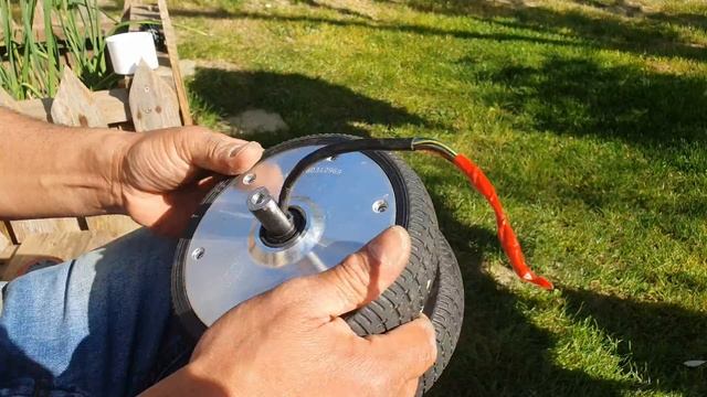 DIY Electric Scooter Motor from Hoverboard смотреть онлайн