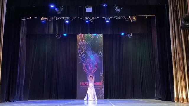 Oriental Fantasy Show Festival. 09.04.2023. ШВТ "Зейнаб".Заитова К.Табла соло.Педагог Оксана Бабаев смотреть онлайн
