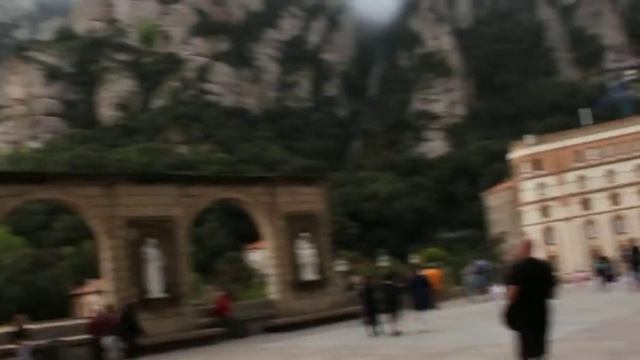 Гора и Монастырь Монсеррат смотреть онлайн