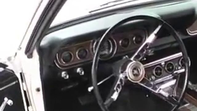 Ford Mustang Coupe ´66 - po renovaci смотреть онлайн