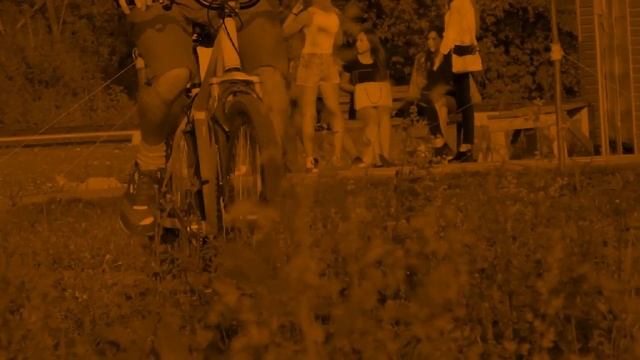 велосипедный шлем хищник смотреть онлайн