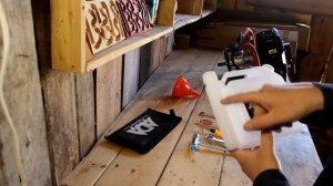 Как приготовить топливо для двухтактного двигателя 1:25, 1:30, 1:50 с помощью мерной канистры ADA