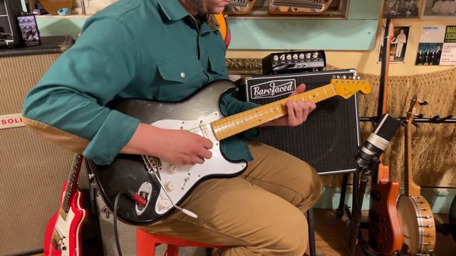 1982 Fender JV (Japan) Stratocaster electric guitar смотреть онлайн