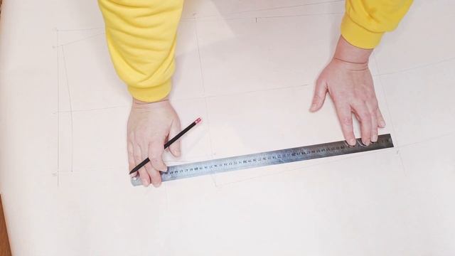 Самое простое и лучшее построение базовой основы женских брюк смотреть онлайн