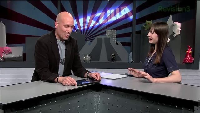 AT&T Kills T-Mobile and Xoom vs. iPad2 смотреть онлайн