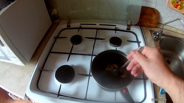 Хлеб с чесноком. Насадка для ловли карася и белой рыбы. смотреть онлайн