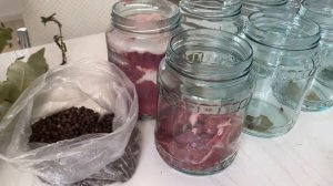 Тушенка из кабана в духовке. Простой рецепт тушенки из дикого мяса! Из секача приготовил тушенку.