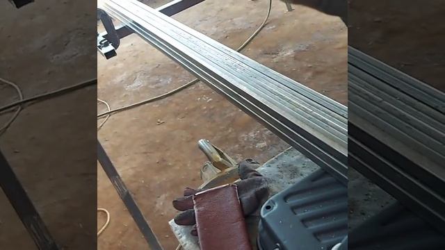 Монтажная пила DeWALT DW 872 смотреть онлайн