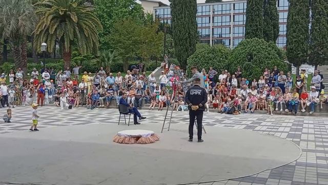 Сочи. День города. Площадь у цирка. Праздничная программа. (28 мая 2023 г.) смотреть онлайн