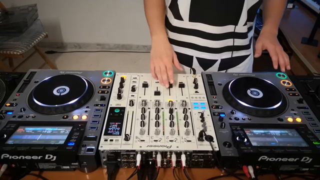 Gabrielo MIX DRUM & BASS On CDJ-2000NXS2 | LIVE DJ SET смотреть онлайн