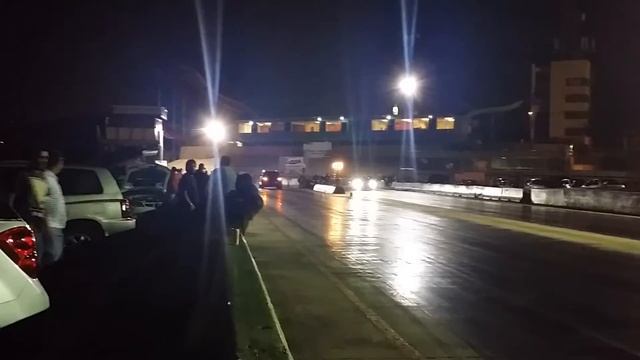 Ford Explorer twin turbo vs Mercedes P. R. смотреть онлайн