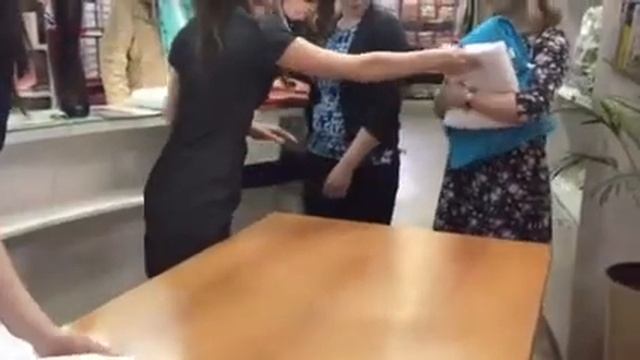 Как сложить из полотенца зайца,фигуры из полотенец. смотреть онлайн