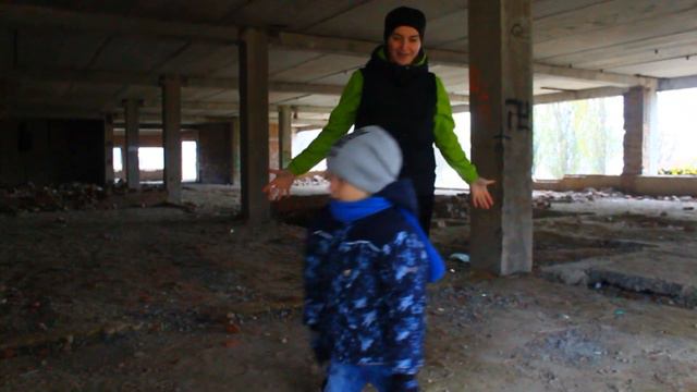 Сиреноголовый живет в заброшке! Как на нас напал Сиреноголовый от Super Son смотреть онлайн