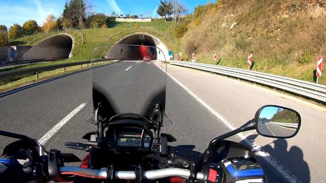 Honda VFR 1200 X Novembarska vožnja смотреть онлайн