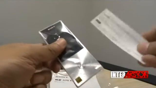 GADGETS | Sony Walkman NWZ-A15 смотреть онлайн
