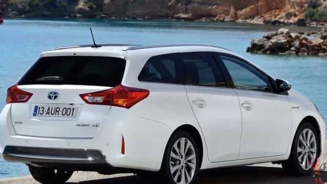 Toyota Auris Touring 2012 смотреть онлайн