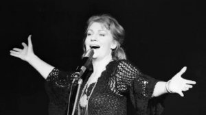 Анна Герман   "Из за острова на стрежень"