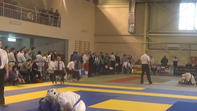 Чибаков Никита ( в синем) на Кубке Приморского края по Кудо 16.04.2016 г. Лесозаводск смотреть онлайн