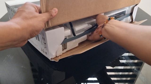 Unboxing Reproductor Sony Ultra HD UBP - X800M2 смотреть онлайн