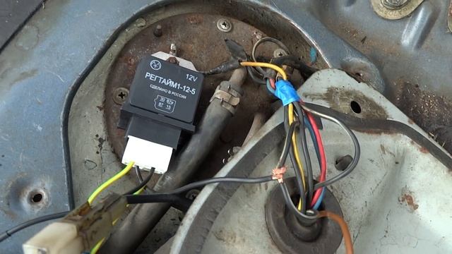 Подключение реле времени 1-12-5 на бензонасос Мазда 626 GD смотреть онлайн