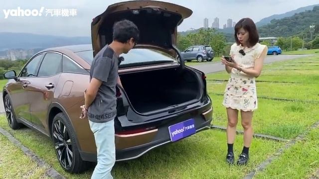 2023 Toyota Crown Crossover 2.4t Hybrid