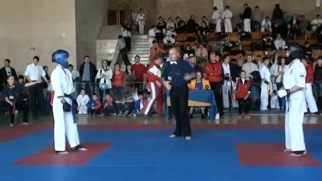 Чемпионат Украины 1304.2013.Уланов.1 бой. смотреть онлайн