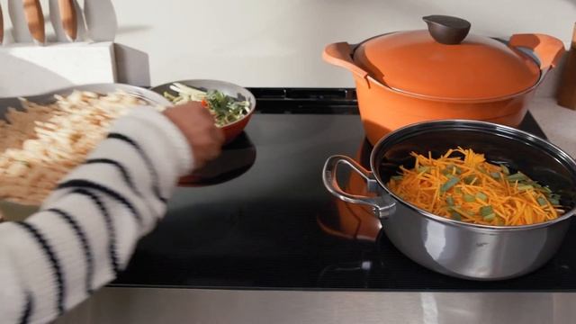 Haier Full-Size Range Continuous Glass Electric Cooktop смотреть онлайн