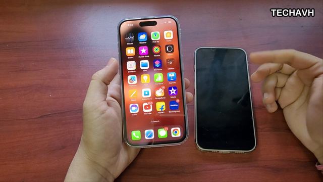 Poor Battery Life😥iPHONE 15 PRO - IOS 17.3 Battery Test ? смотреть онлайн