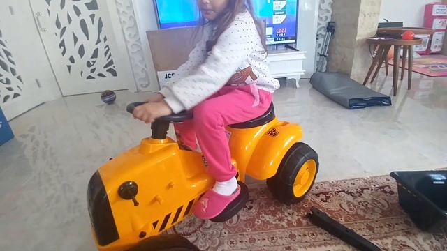 Новый трактор 🚜.Собираем,играем.Видео для детей.Игра для детей. смотреть онлайн
