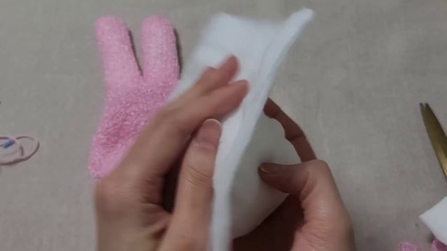 If you cut a glove like this, you will not believe the incredible results. Superb sewing idea смотреть онлайн