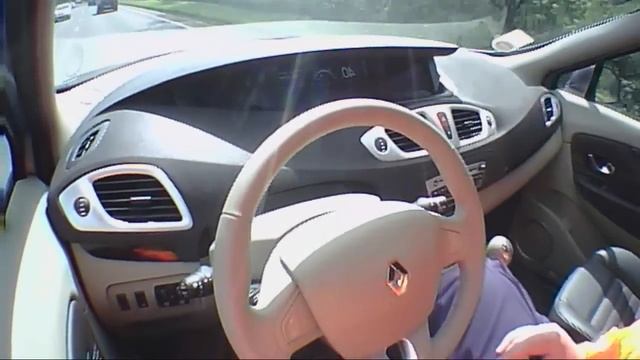 Renault Scenic 2010 Review/Road Test/Test Drive смотреть онлайн