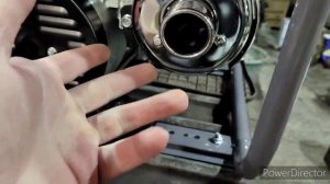 Бензиновый генератор Carver 3900 AE.