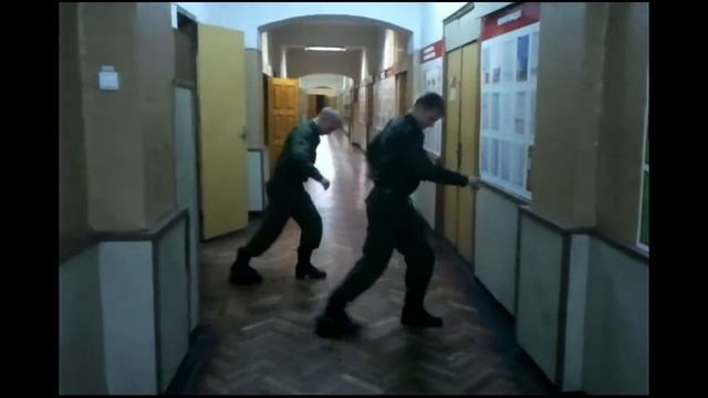 Курсантский шафл))).mp4 смотреть онлайн