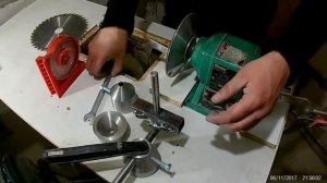 Приспособление для заточки дисковых пил