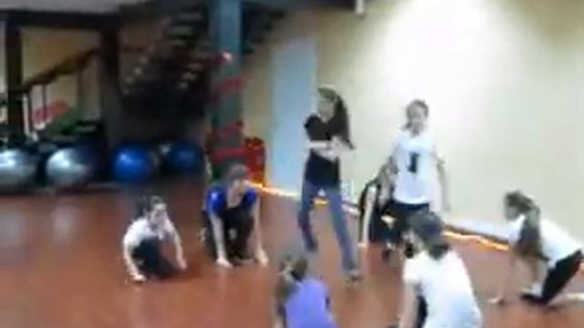 Современная хореография Студия танца и фитнеса X-RAYclub смотреть онлайн
