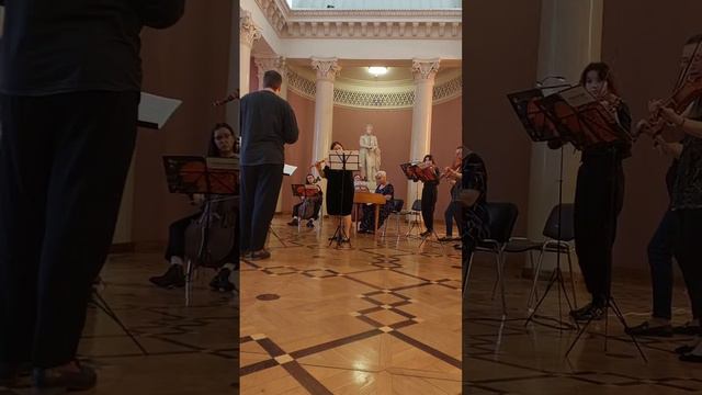Бах Bach (1685–1750)🎵 Увертюра (сюита) для траверсфлейты, струнных и континуо си минор смотреть онлайн