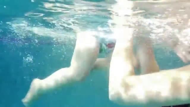 Huggies Little Swimmers смотреть онлайн