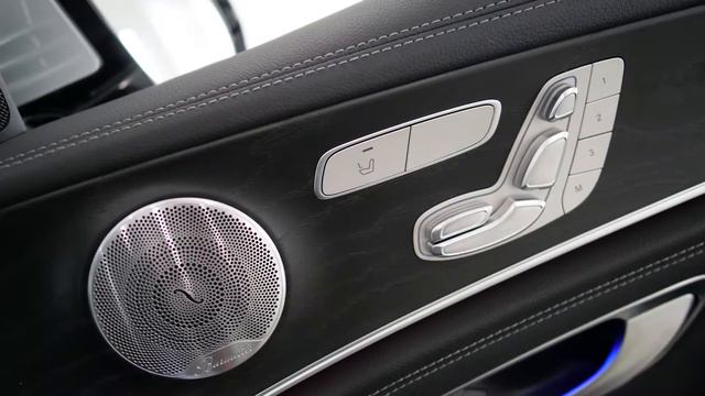 MERCEDES-BENZ E200 Iridium Silver Sedan M711235 смотреть онлайн