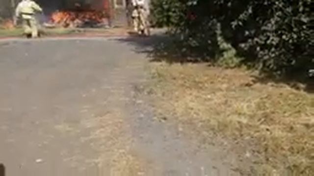 Горит сарай о господи!!!! смотреть онлайн