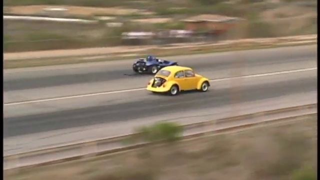 Giant Wheelie by a Turbocharged VW Beetle, Carlsbad Raceway drag strip смотреть онлайн