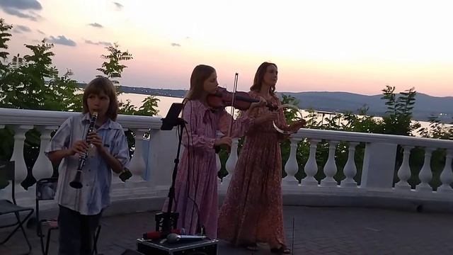 Wake Me Up музыкальная группа Три-А, скрипка, кларнет. смотреть онлайн