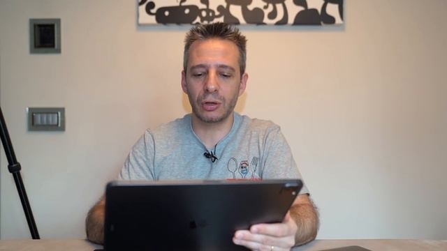 Recensione iPAD PRO 2020 12,9" con SUPPORTO AI TRACKPAD смотреть онлайн