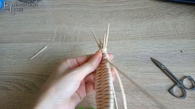 Забавный ЖУК /плетение из газетных трубочек смотреть онлайн