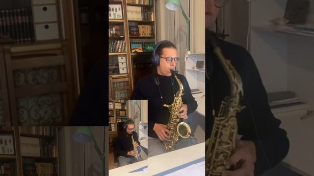 One Summer's Day - Sax cover (Spirited Away) смотреть онлайн