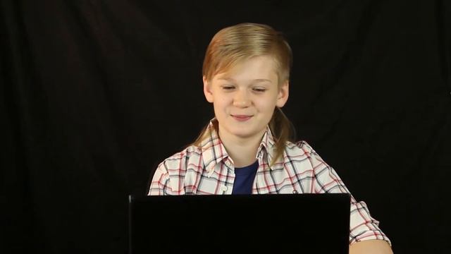ШОК! РЕАГИРУЮ НА МЕМЫ ОБО МНЕ! ЧАСТЬ 1 смотреть онлайн