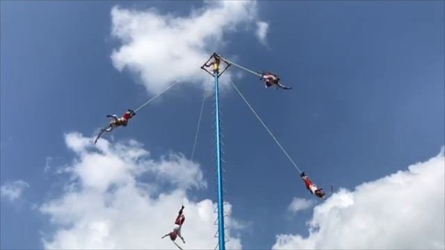 Danza De Los Voladores - Dance Of The Flyers