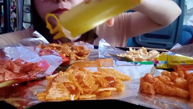 Mukbang ASMR Chips Ruffles, Sabritas, Cheetos Y Fritos Salsa Extreme Crunch Comiendo Papas Crujient