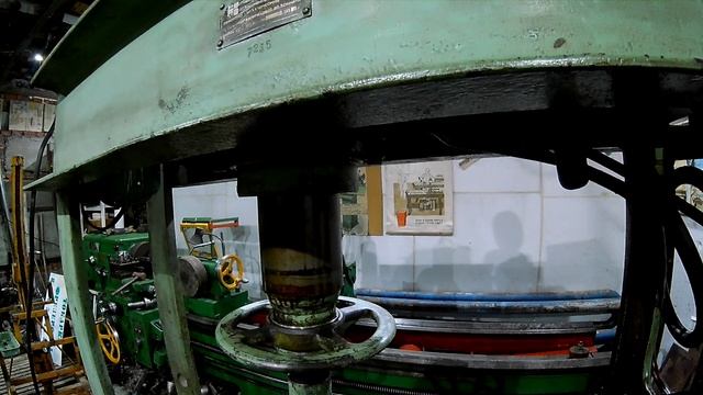 Большой гидравлический пресс, первый пуск гидросистемы. смотреть онлайн